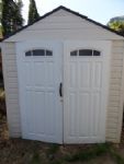 RUBBERMAID, 7 SQUARE, STORAGE SHED WITH WOOD SHELVING UNIT