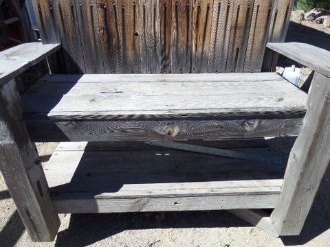 GARDEN BENCH WITH PICKET FENCE BACK