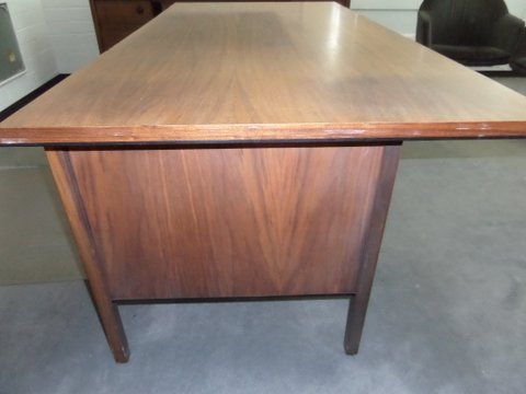SOLID WOOD EXECUTIVE DESK WITH BLOTTER