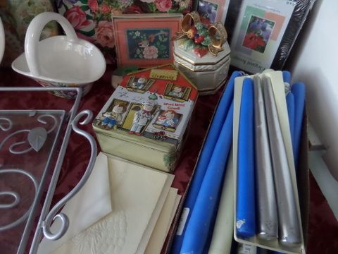 VARIETY LOT WITH MANY USEFUL AND PRETTY ITEMS