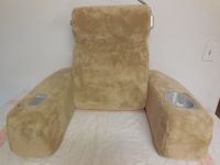 NAP MASSAGING BACK REST  NEW IN BOX