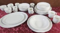 GIBSON WHITE OVEN AND MICROWAVE SAFE DISH SET WITH PLATTER, 6 PLACE SETTINGS