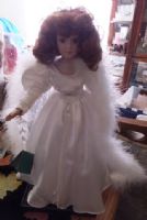 BEAUTIFUL SNOW QUEEN DOLL 17" TALL  HOUSE OF LLOYD