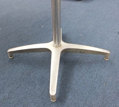 ROUND RETRO FORMICA TOPPED TABLE WITH STEAL LEGS