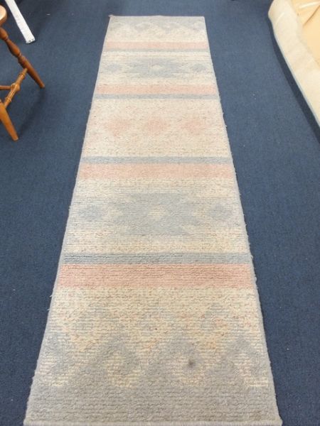 HALL RUNNER TO MATCH RUG ON LOT #65