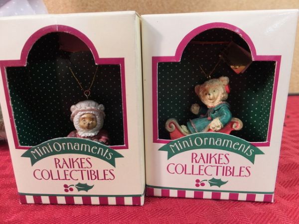 2 RAIKES BEARS WITH STANDS PLUS TWO COLLECTABLE MINI-ORNAMENTS