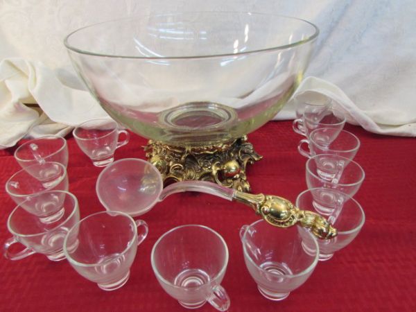 COLONY GOLD ELEGANCE 15 PIECE PUNCH/SALAD BOWL.