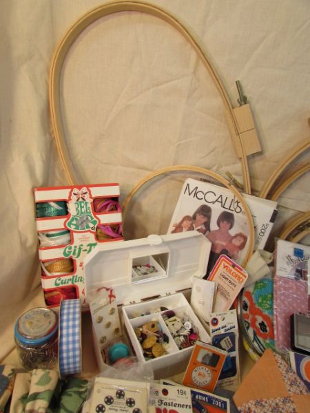 HUGE SEWING & EMBROIDERY LOT WITH VINTAGE CARPET BAG, SINGER TIN, FABRIC & MORE