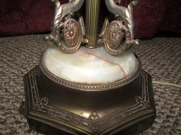 ANTIQUE BRASS FLOOR LAMP WITH MARBLE