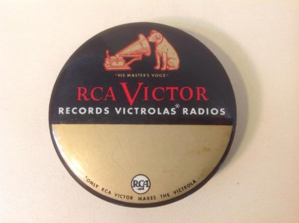 VINTAGE RCA VICTOR RECORD CLEANER