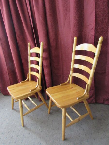 A PAIR OF LADDER BACK ALL WOOD CHAIRS - NICE 