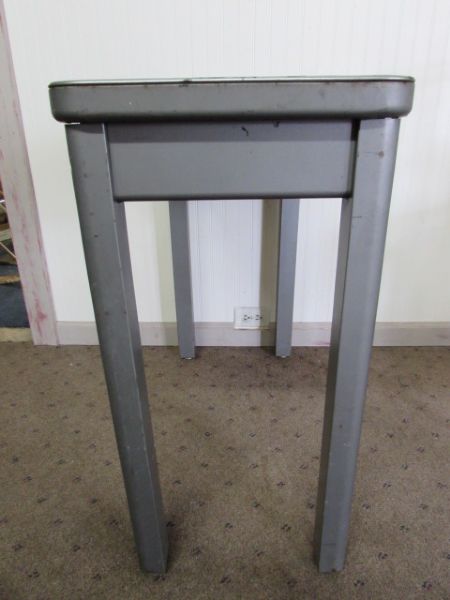 SMALL STURDY MILITARY METAL TABLE 