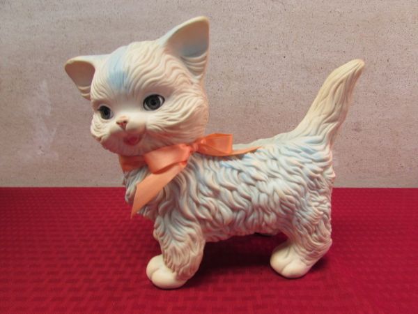 VINTAGE EDWARD MOBLEY CO. RUBBER TOY CAT WITH SLEEP EYES
