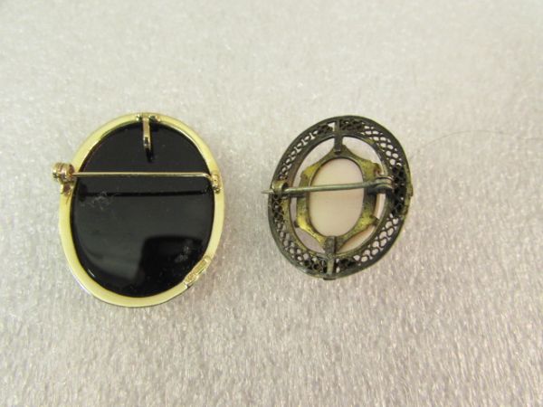 ANTIQUE CORAL CAMEO & 2ND PRETTY BLACK AGATE  CAMEO IN 14K GOLD FRAME