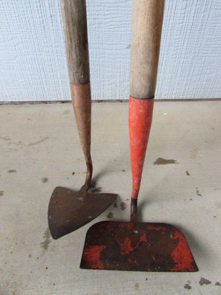 ROUND HEAD SHOVELS SNOW SHOVEL AXES AND MORE