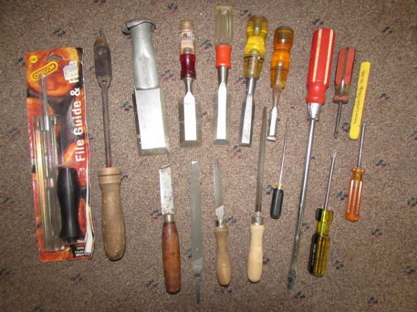 CARPENTERS TOOLS, HAMMERS, CHISELS, SAW BLADES & MORE