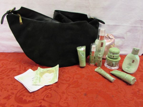 NEW WEI EAST BEAUTY PRODUCTS & CUTE LEATHER PURSE