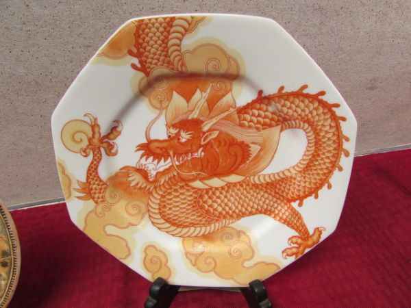 A COLLECTION OF BEAUTIFUL ASIAN DECORATIVE PLATES