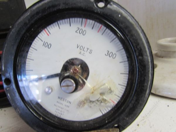 ELECTRICAL TIMER, SMOKE DETECTOR, ELECTRICAL SUPPLIES