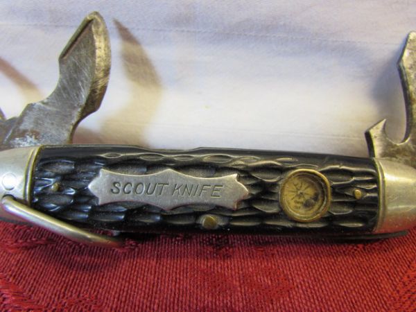COOL VINTAGE CAMILLUS SCOUT POCKET KNIFE WITH COMPASS 
