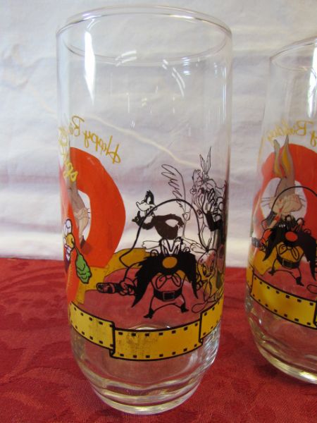 VERY COLLECTIBLE BUGS BUNNY 50TH BIRTHDAY GLASSES 