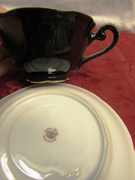 TEA & ROSES - ELEGANT CHINA TEA CUPS & SAUCERS 