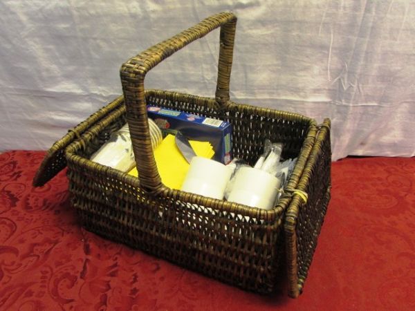 PICNIC TIME!  NICE PICNIC BASKET FULL OF REUSABLE & DISPOSABLE PICNIC SUPPLIES & A BOOK FOR INSPIRATION
