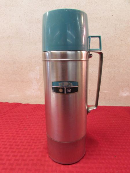 VINTAGE INSULATED BEVERAGE CONTAINERS - THERMOS