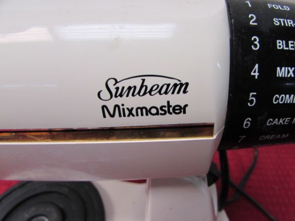 12 SPEED MIXER WITH BAKING PANS