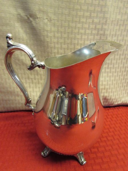BEAUTIFUL VINTAGE WILLIAM ROGERS SILVER PLATE PITCHER & LADLE