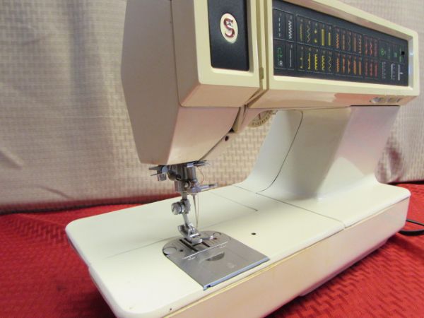 SINGER TOUCH-TRONIC 2010 MEMORY SEWING MACHINE 