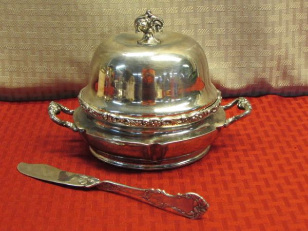 STUNNING ANTIQUE BARBOUR BROS. QUADRUPLE SILVER PLATE COVERED BUTTER DISH WITH KNIFE & LINER & TABLE RUNNER