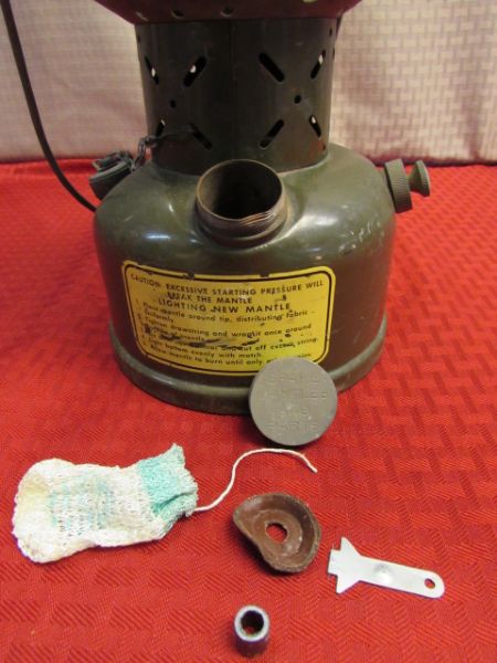 VINTAGE 1956 MILITARY ISSUE COLEMAN LANTERN WITH EXTRA PARTS COMPARTMENT
