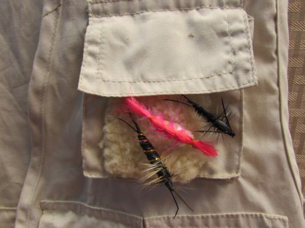 FISHING VEST WITH LOTS OF POCKETS & FISHING TACKLE IN EVERY ONE!