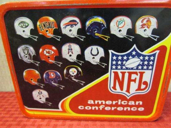 NFL FOOTBALL LUNCH BOX - NATIONAL & AMERCAN CNFERENCES WITH THERMOS 