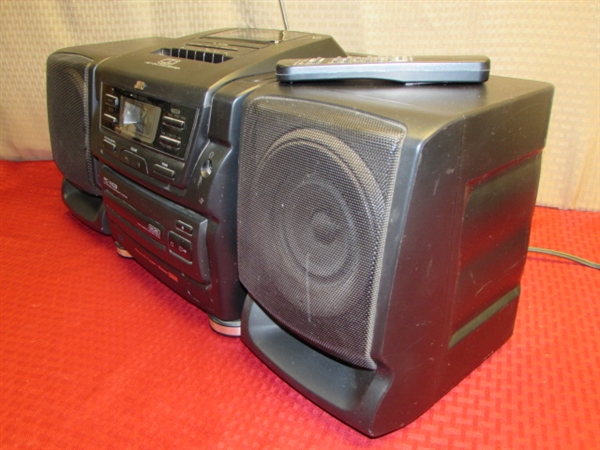 ROCK ON!  JVC PC-X103 PORTABLE CD/AM/FM/CASSETTE PLAYER IN GOOD CONDITION!