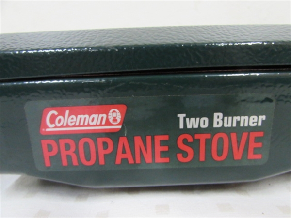 VERY NICE COLEMAN PROPANE CAMPING STOVE WITH TWO PROPANE FUEL CANISTERS