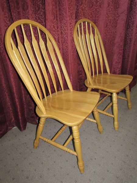 TWO PRETTY OAK ARROW BACK DINING CHAIRS