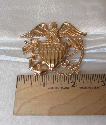 WWII ERA NAVAL MEDICAL OFFICER'S HAT INSIGNIA/BADGE