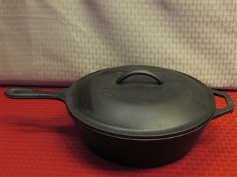 VERY NICE LODGE CAST IRON CHICKEN FRYER WITH LID 