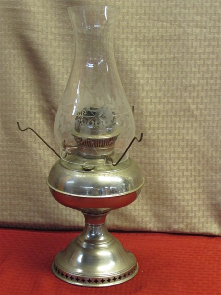 UNIQUE & ANTIQUE NICKEL PLATED BRASS RAYO HURRICANE LAMP