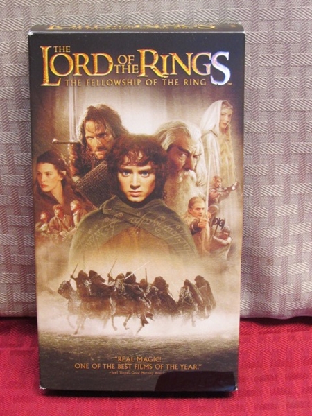 COLLECTIBLE LORD OF THE RINGS ACTION FIGURES-NIB ELECTRONIC SAURON, LEGOLAS, GIMLEY, FRODO & SAM IN BOAT & MORE!