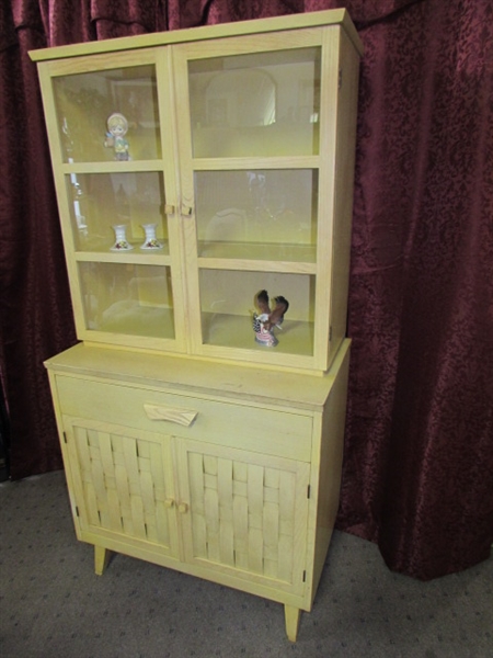 THE ORIGINAL SHABBY CHIC-CHARMING CHINA HUTCH WITH GLASS PANE DOORS, DRAWER & CUPBOARD, PLUS KNICK KNACKS