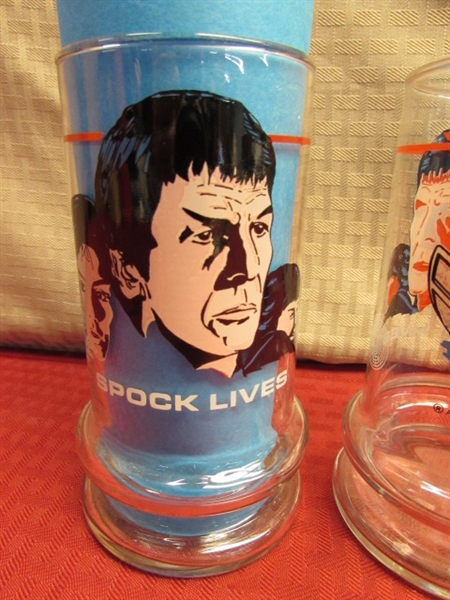 COLLECTIBLE TACO BELL STAR TREK DRINKING GLASSES - SPOCK LIVES!