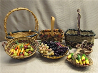 FABULOUS & FRUITY FALL DÉCOR- 7 HIGH QUALITY BASKETS FOR DECORATION OR GIFT GIVING & DECORATIVE FRUIT