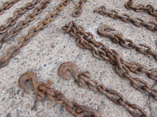 CHAIN BINDERS & 4 LENGTHS OF CHAIN, OVER 45' TOTAL