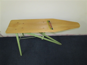 AWSOME ANTIQUE ALL WOOD SINGLE MOTION IRONING BOARD