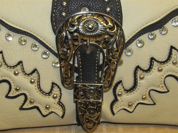 FABULOUS WESTERN COUTURE CROSS BODY PURSE WITH RHINESTONES, STUDS & FLORAL BUCKLE