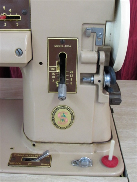 HIGH QUALITY VINTAGE SINGER SEWING MACHINE MODEL 401A IN CABINET, LOTS OF ATTACHMENTS, METAL BOBBINS & MORE