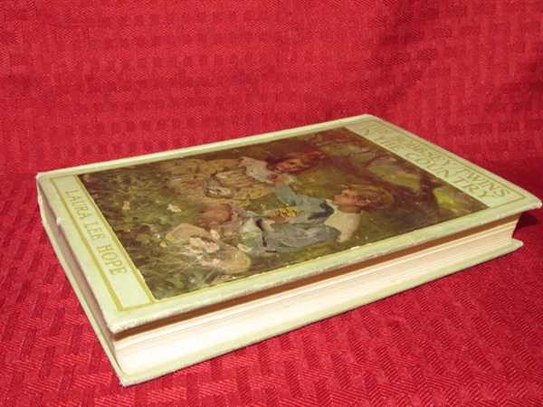ADORABLE ANTIQUE 1907 EDITION OF THE BOBBSEY TWINS IN THE COUNTRY BY LAURA LEE HOPE